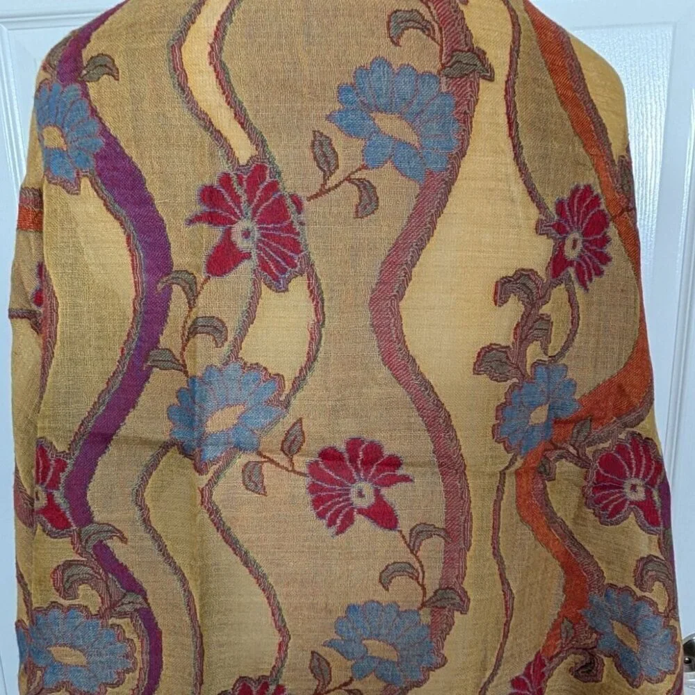 100% Pure New Wool Floral Scarf Beige Fringe Boho Rectangle Lightweight